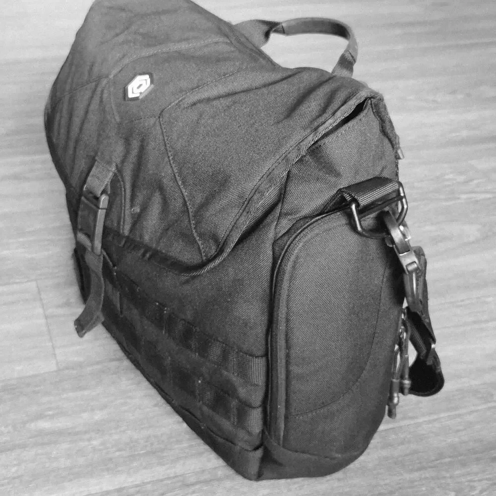 Mission Critical S.01 Diaper Messenger Laptop Black
